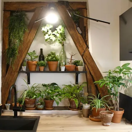 Design Apt Near Republique