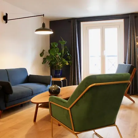 Design Apt Near Republique